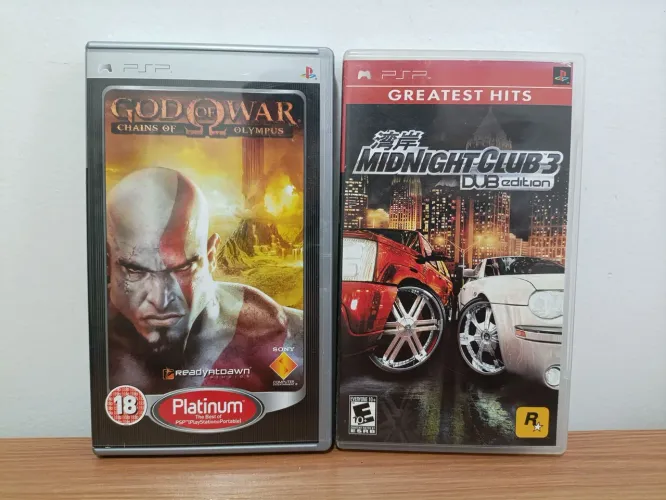 Combo de Games PSP: God of War Chains of Olympus + Midnight Club 3