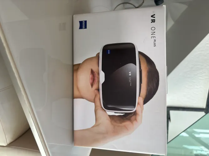 Vende-se óculos de realidade virtual VR ONE PLUS
