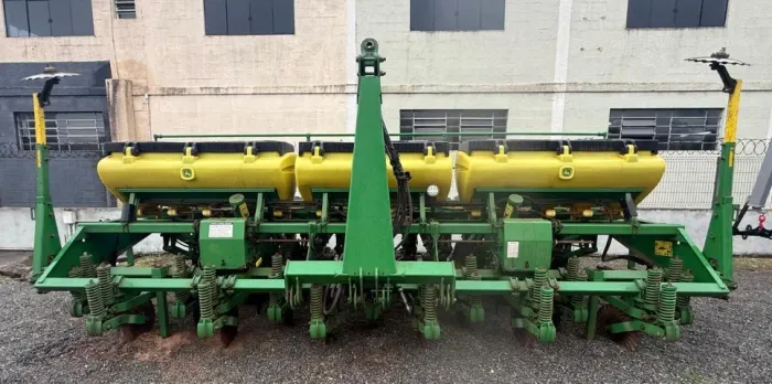 2013- Plantadeira John Deere JD1113 13 Linhas. Serie: 1CQ1113AAEOC91472