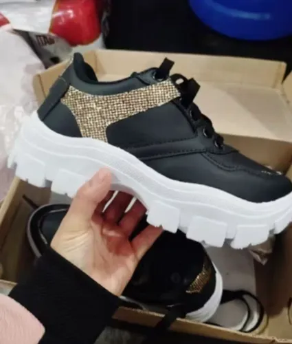 Tênis feminino