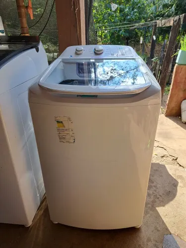 Vendo Máquina de lavar Eletrolux 10,5 kg (funcionando)