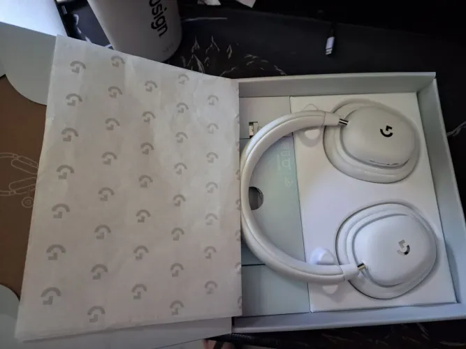 Headset logitech g735