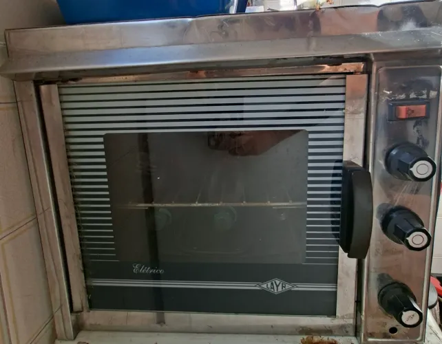 Forno Layr
