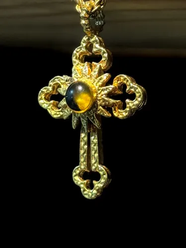 Crucifixo com pedra de Natividade,