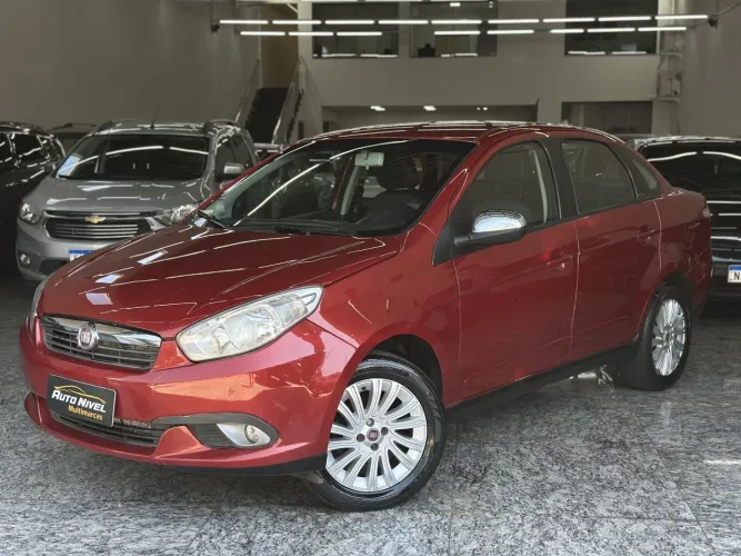 Fiat Grand Siena Attrac. 1.4 EVO F.flex 8V 2013