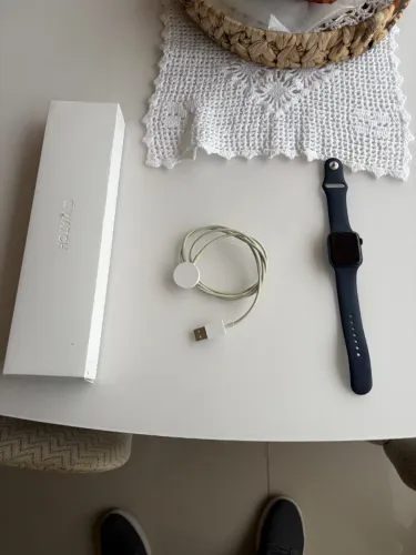 Apple Watch Series 6 40 mm GPS + Cellular