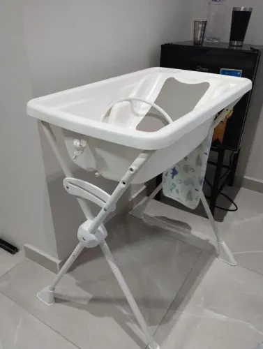 Banheira com suporte