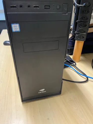 Computador C3TECH
