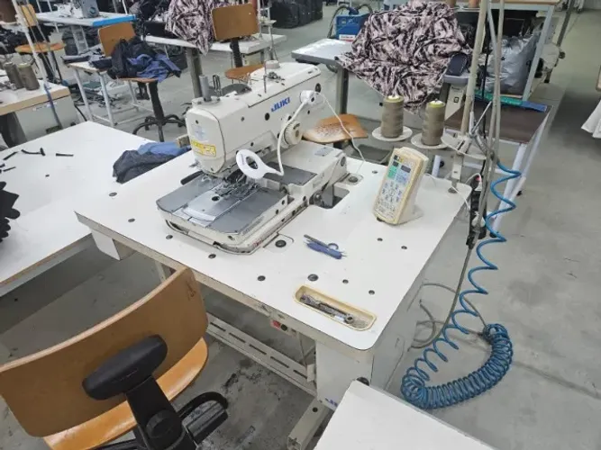 CASEADEIRA JUKI MEB 3200