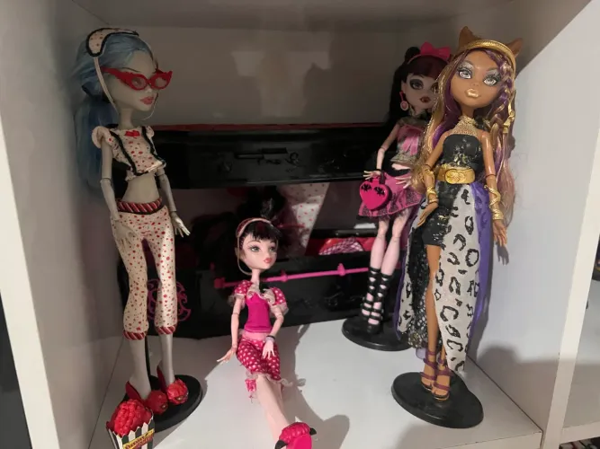 Vendo 150 Cada ou Lote Completo | Monster High