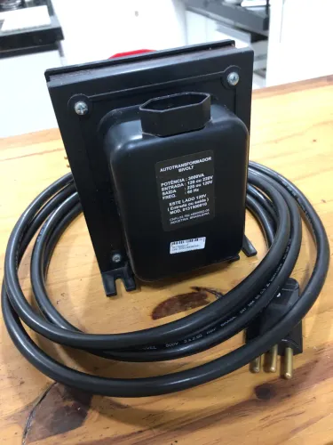 Transformador 110V/220V - 3000VA