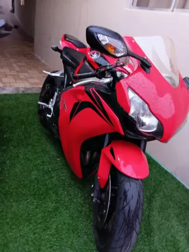 Venda moto impecável CBR1000RR 