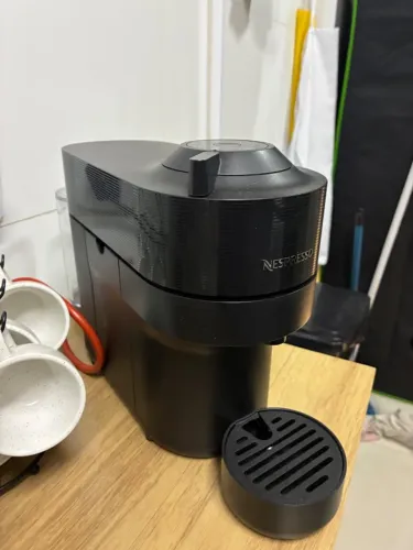 Máquina de Café Nespresso Vertuo Pop Preto Clássico 110V
