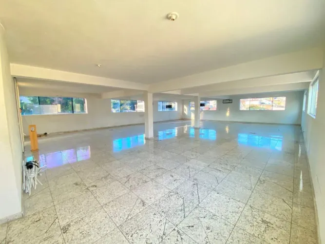Sala para alugar no lindeia