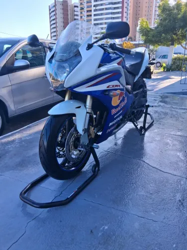 CBR 600F 