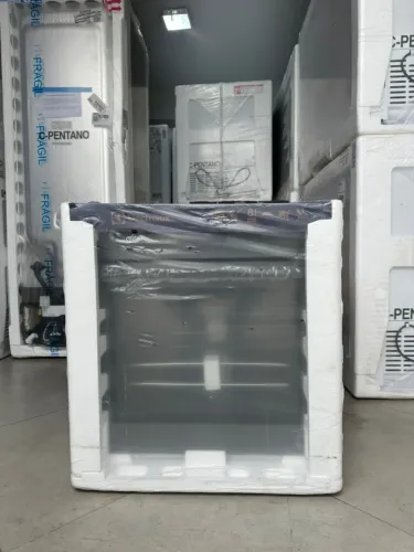Forno de Embutir Electrolux a Gás 80L Experience com FoodSensor Cinza (OE8GF) novo