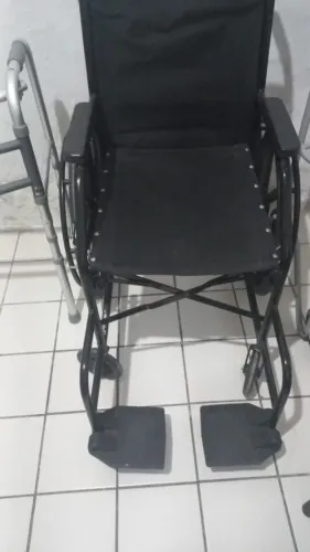 CADEIRA RODAS, ÚNICO DONO, PRECO RS 550,00 TELEFONE ZAP *