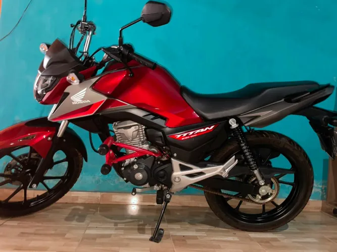 Honda CG 160 Titan 2026 - Apenas 1.000 km rodados!