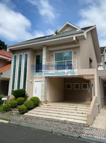 Sobrado com 3 quartos para alugar por R$ 9000.00, 247.00 m2 - ORLEANS - CURITIBA/PR