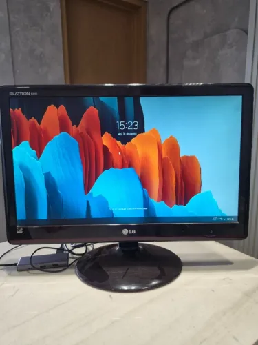 Monitor LG Flatron 21,5? Full HD | HDMI, DVI e VGA | Funcionando