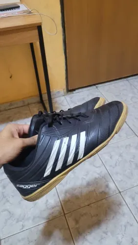Futsal zagger tamanho 44