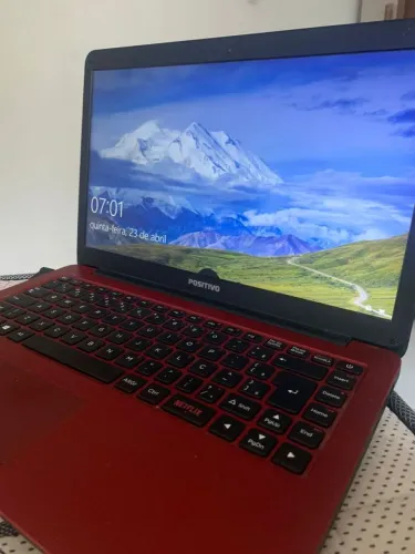 NOTEBOOK POSITIVO EM ÓTIMO ESTADO