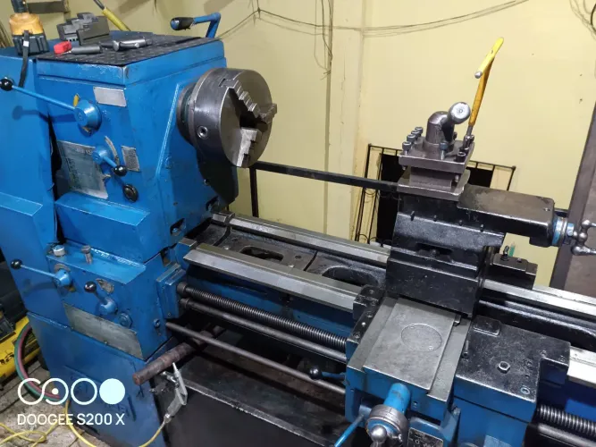 Torno mecánico imor oficina 650