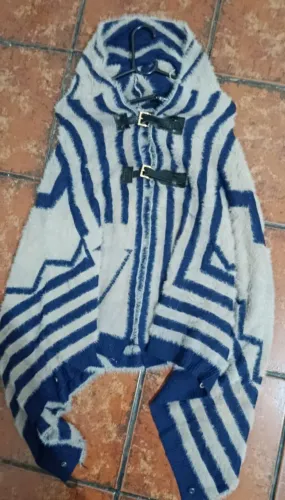 Poncho serve até 46/48