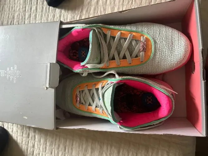 Tênis Nike le bron 20