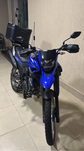 Lander 250 2024 9.500 km 