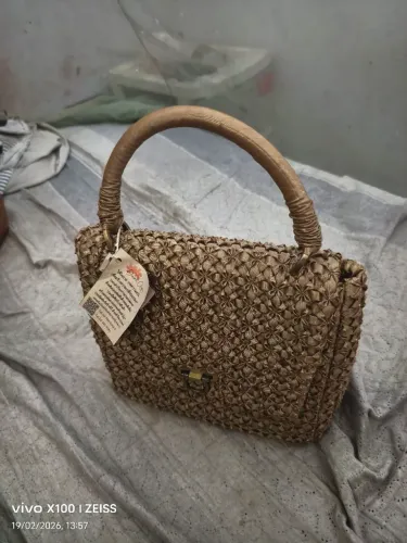 Bolsa Linda importada diretamente da Tailandia ? para quem gosta de moda <br><br>cb
