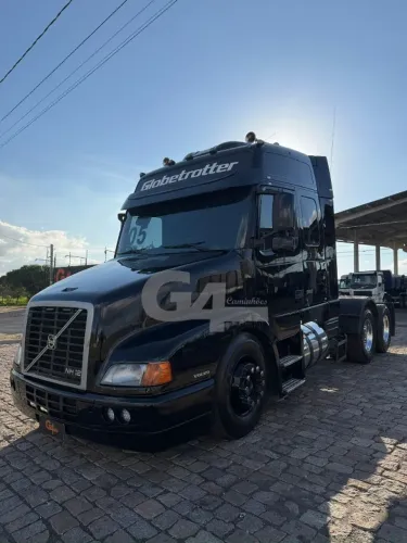  VOLVO NH12 380 6x2 2005
