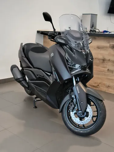 Yamaha XMAX 300 connect 2026
