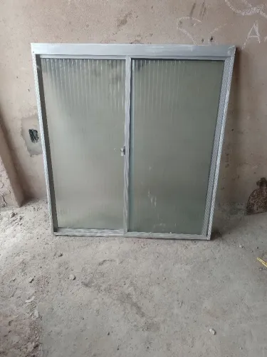 Janela de alumínio de correr
