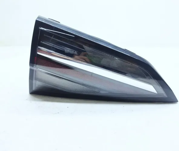 Lanterna Direita Tampa Vw Virtus Tsi 1.0 2026 6EC945094B