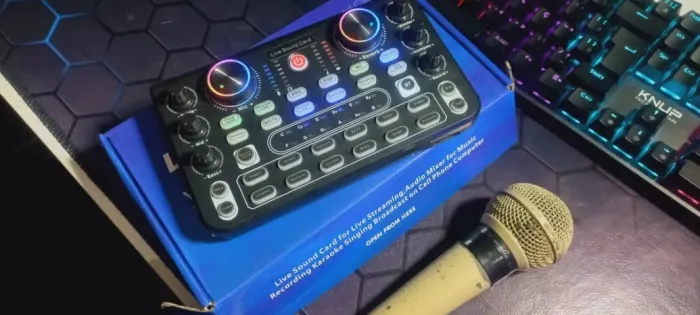 BAIXOUUU!!! Mesa controle Live Sound Card + Microfone  Profissional Leson