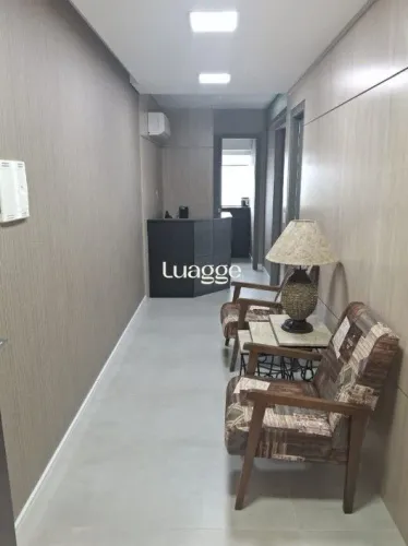 SALA COMERCIAL MOBILIADA PARA LOCAÇÃO NO BAIRRO CRISTAL JUNTO AO BARRA SHOPPING