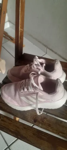 Tênis infantil adidas