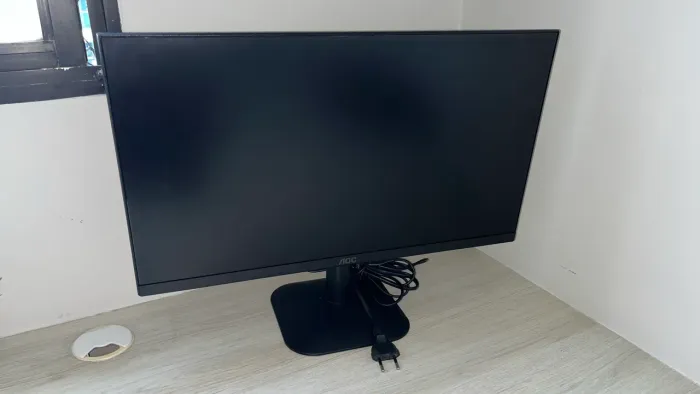 Monitor Gamer AOC 22 polegadas 100hz Perfeito estado!!!