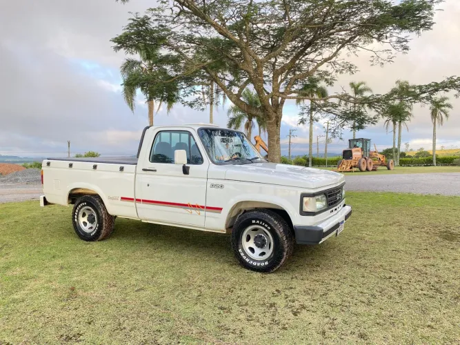 Chevrolet D-20 S / Luxe 3.9/4.0 Diesel 1995