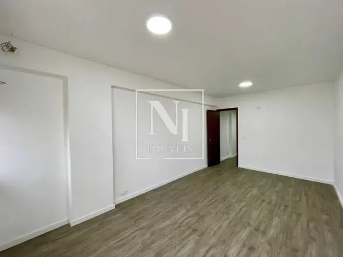 Sala : / Comercial / Copacabana