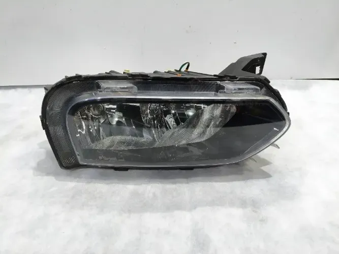 Farol direito inferior Kwid 2022 2023 2024 2025 original