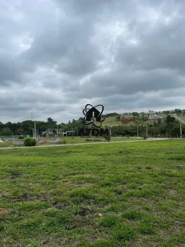 Vendo Terreno em Condomínio Fechado