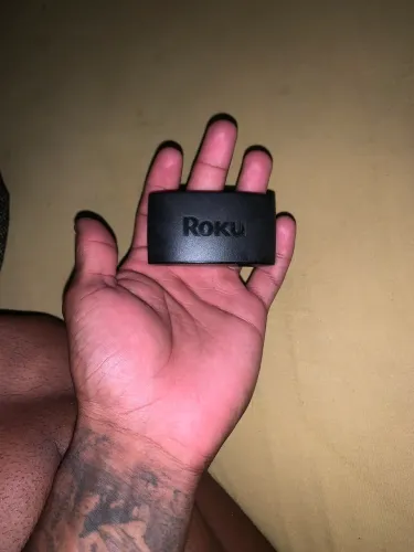 Vendo roku express sem o cabo HDMI mas em perfeito estado de uso 