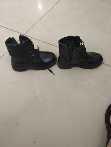 Bota infantil semi nova