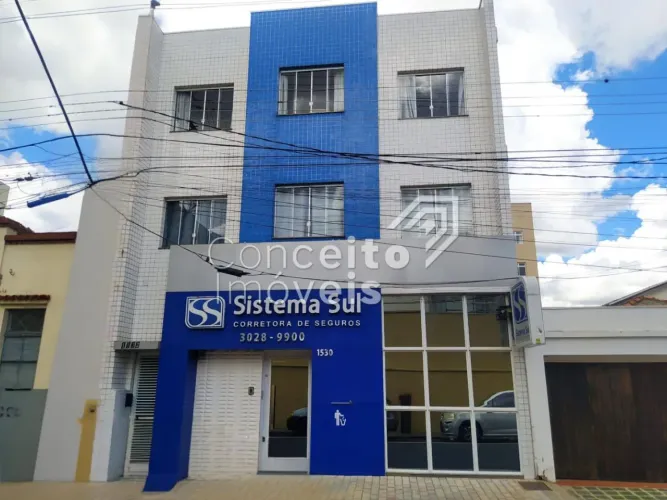 Apartamento Semimobliliado - Centro
