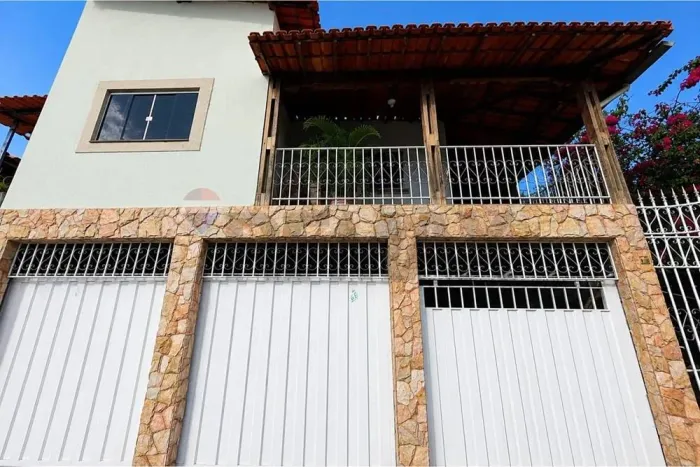 Casa 7 Quartos à Venda no Jardim Guanabara | 4 Moradias Independentes | Piscina | 3 Vagas