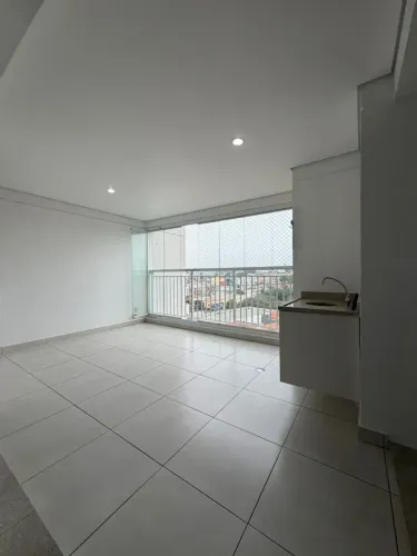 Imóvel para aluguel possui 114 metros quadrados com 3 quartos em Centro - Diadema - SP