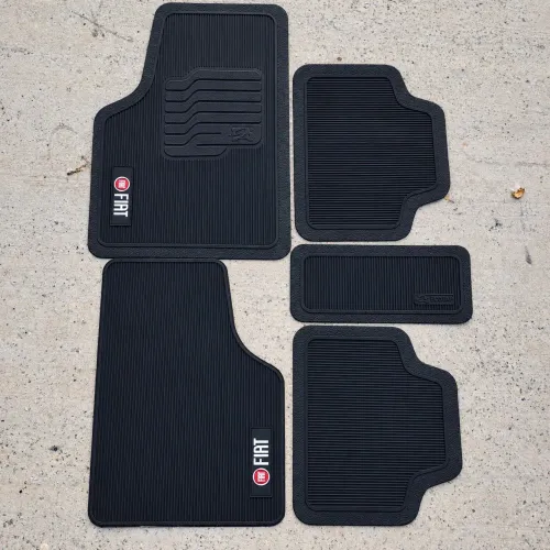 Tapete Emborrachado Personalizado Fiat - 5 Peças