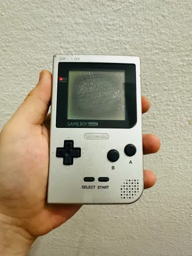 Videogame gameboy pocket prata